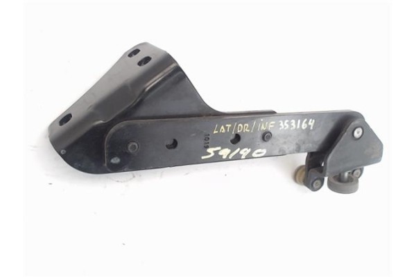 Recambio de bisagra inf. puerta trasero derecha para citroen jumpy furgón 2.0 club m referencia OEM IAM   