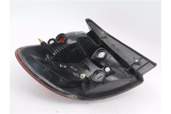 Recambio de piloto trasero derecho para kia rio (bc) 1.3 ipanema berlina referencia OEM IAM 92402FD070  