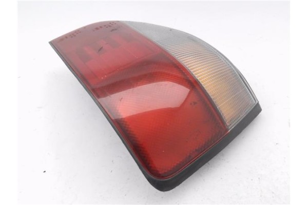 Recambio de piloto trasero derecho para nissan sunny berlina (n14) 1.4 lx referencia OEM IAM B655062C00   Recambio de piloto trasero derecho para nissan sunny berlina (n14) 1.4 lx referencia OEM IAM B655062C00