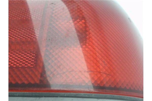 Recambio de piloto trasero derecho para nissan sunny berlina (n14) 1.4 lx referencia OEM IAM B655062C00   Recambio de piloto trasero derecho para nissan sunny berlina (n14) 1.4 lx referencia OEM IAM B655062C00