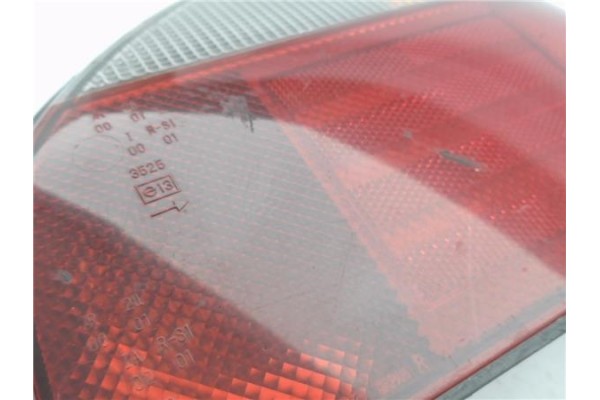 Recambio de piloto trasero derecho para nissan sunny berlina (n14) 1.4 lx referencia OEM IAM B655062C00   Recambio de piloto trasero derecho para nissan sunny berlina (n14) 1.4 lx referencia OEM IAM B655062C00