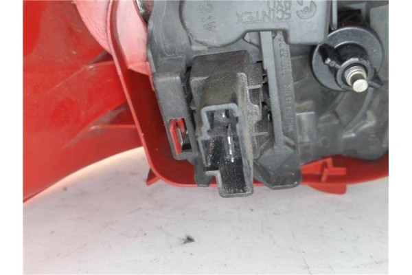Recambio de piloto trasero derecho para peugeot 206 1.9 x-line refri referencia OEM IAM 6351P1  