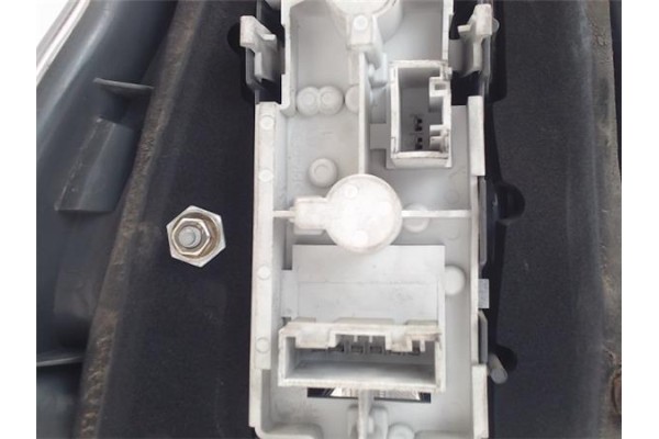 Recambio de piloto trasero derecho para bmw serie 3 compacto (e46) 2.0 320td referencia OEM IAM 63216920238  