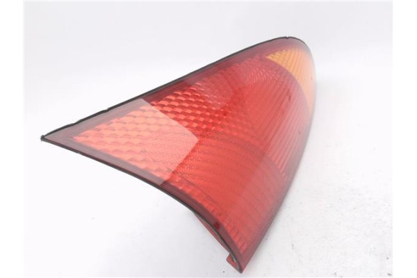 Recambio de piloto trasero derecho para ford focus berlina (cak) 1.8 ambiente referencia OEM IAM 1M5113404AC  