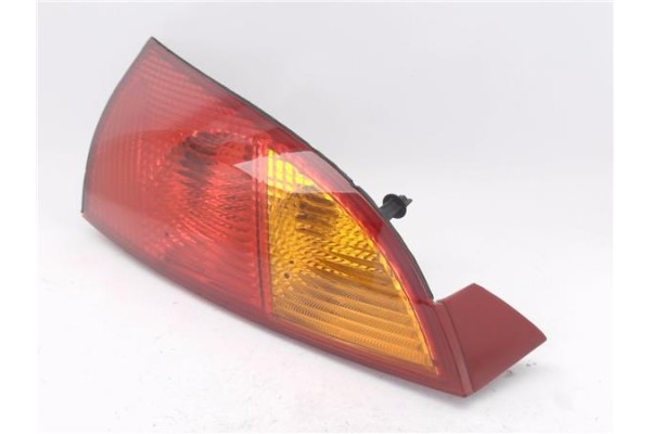 Recambio de piloto trasero derecho para ford focus berlina (cak) 1.8 ambiente referencia OEM IAM 1M5113404AC  