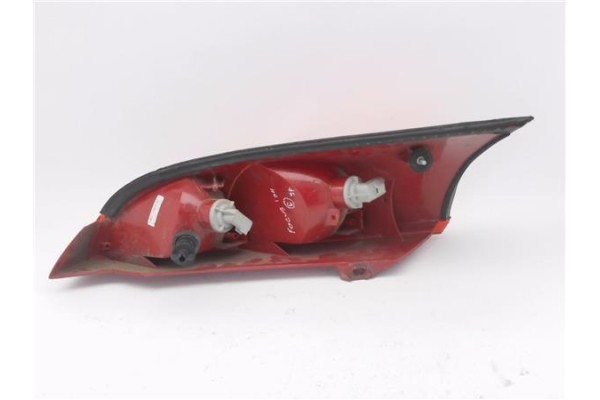 Recambio de piloto trasero derecho para ford focus berlina (cak) 1.8 ambiente referencia OEM IAM 1M5113404AC  