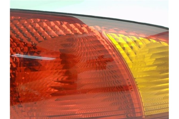 Recambio de piloto trasero derecho para ford focus berlina (cak) 1.8 ambiente referencia OEM IAM 1M5113404AC  
