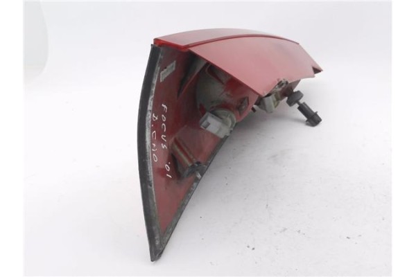Recambio de piloto trasero derecho para ford focus berlina (cak) 1.8 ambiente referencia OEM IAM XS4X13404AD  