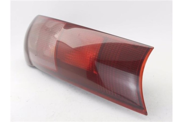 Recambio de piloto trasero derecho para fiat i punto (176) berlina 1.1 55 6-speed referencia OEM IAM 7730722 29420202  Recambio de piloto trasero derecho para fiat i punto (176) berlina 1.1 55 6-speed referencia OEM IAM 7730722 29420202