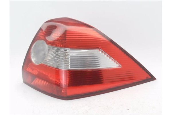 Recambio de piloto trasero derecho para renault megane ii (bm0/1_, cm0/1_) 1.9 dci referencia OEM IAM 8200142682  