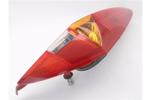 Recambio de piloto trasero derecho para fiat ii punto (188) berlina 1.2 16v elx referencia OEM IAM 46523789 286202 