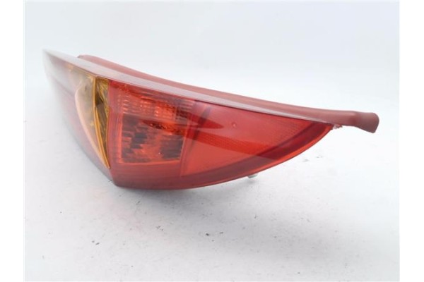 Recambio de piloto trasero izquierdo para fiat ii punto (188) berlina 1.2 16v elx referencia OEM IAM 46794078 286201 