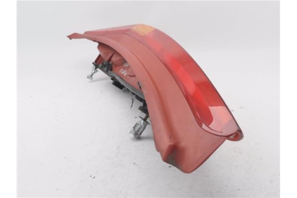 Recambio de piloto trasero izquierdo para fiat ii punto (188) berlina 1.2 16v elx referencia OEM IAM 46794078 286201 