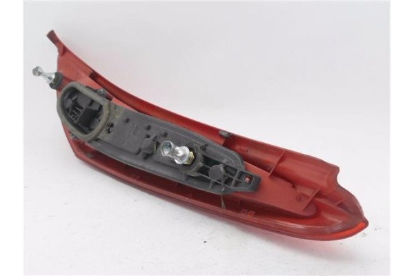 Recambio de piloto trasero izquierdo para fiat ii punto (188) berlina 1.2 16v elx referencia OEM IAM 46794078 286201 