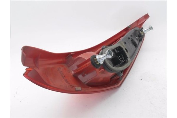 Recambio de piloto trasero izquierdo para fiat ii punto (188) berlina 1.2 16v elx referencia OEM IAM 46794078 286201 