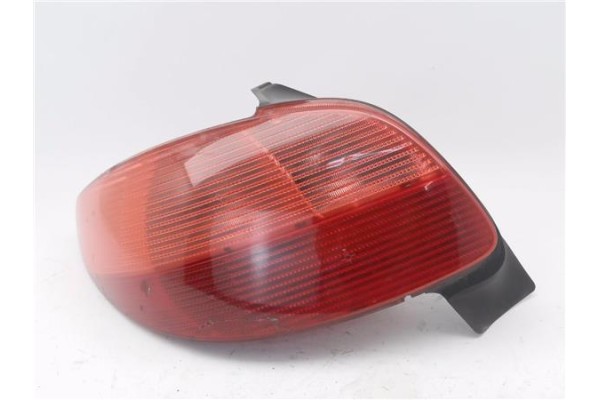Recambio de piloto trasero izquierdo para peugeot 206 1.9 xr referencia OEM IAM 6350P1  
