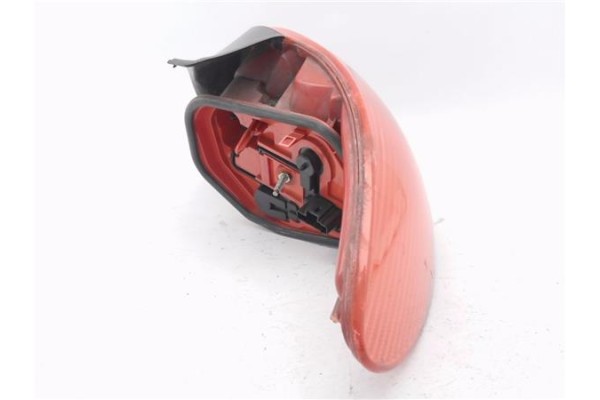 Recambio de piloto trasero izquierdo para peugeot 206 1.9 xr referencia OEM IAM 6350P1  