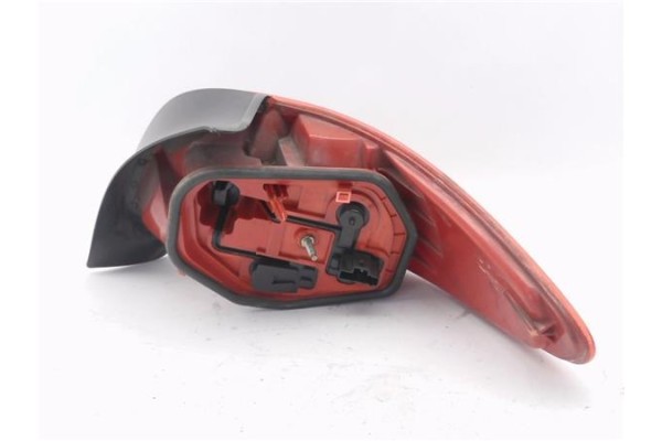 Recambio de piloto trasero izquierdo para peugeot 206 1.9 xr referencia OEM IAM 6350P1  