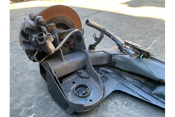 Recambio de puente trasero para renault laguna iii berlina 2.0 dci (bt01, bt0e, bt0k) referencia OEM IAM 555010289R 555010001R 