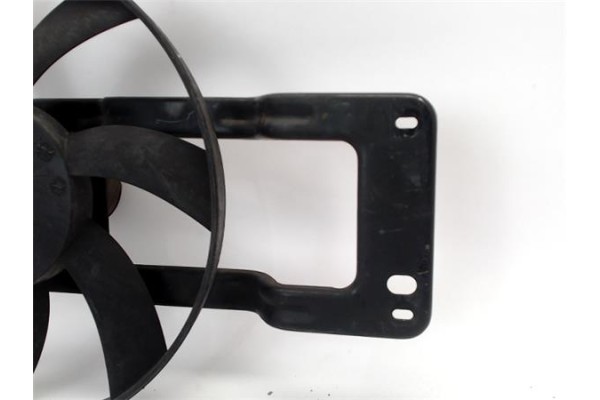Recambio de electroventilador para renault twingo ii 1.2 (c063, c064) referencia OEM IAM 7700822618 752587Z 