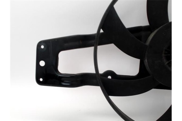 Recambio de electroventilador para renault twingo ii 1.2 (c063, c064) referencia OEM IAM 7700822618 752587Z 