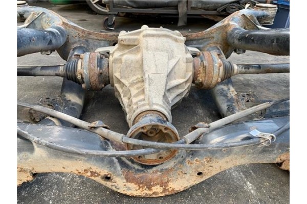 Recambio de puente trasero para volkswagen touareg (7la) 5.0 tdi v10 referencia OEM IAM 0AC525017D 7L0599030P 
