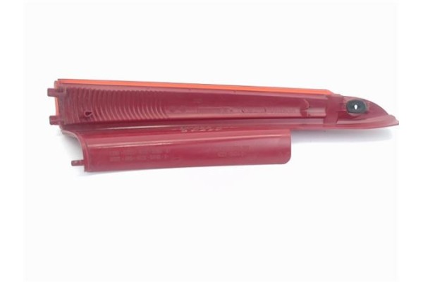 Recambio de reflectante paragolpes trasero para citroen c4 berlina 1.4 16v referencia OEM IAM 9655863780  