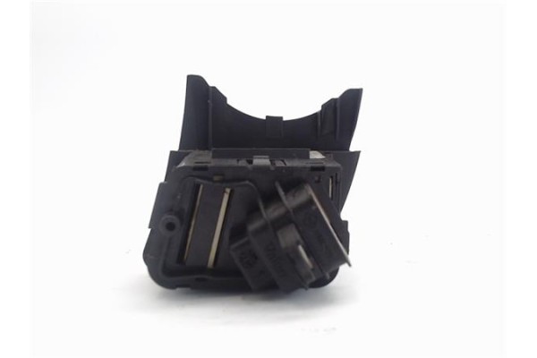 Recambio de mando de luces para renault scenic ii (jm) referencia OEM IAM 8200206738 61890007 