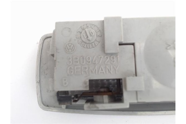 Recambio de luz trasero izquierda techo para volkswagen passat berlina (3b3) referencia OEM IAM   