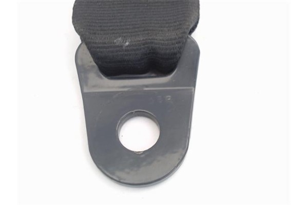 Recambio de anclaje cinturon trasero izquierdo para citroen berlingo 1.9 d sx combi referencia OEM IAM 8974SA 33033295 