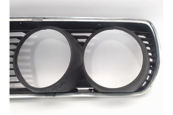 Recambio de rejilla capo para bmw serie 3 (e21) 2.0 320 4 referencia OEM IAM 51131834989  