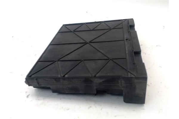 Recambio de modulo confort para opel astra j 1.6 referencia OEM IAM 13575111  