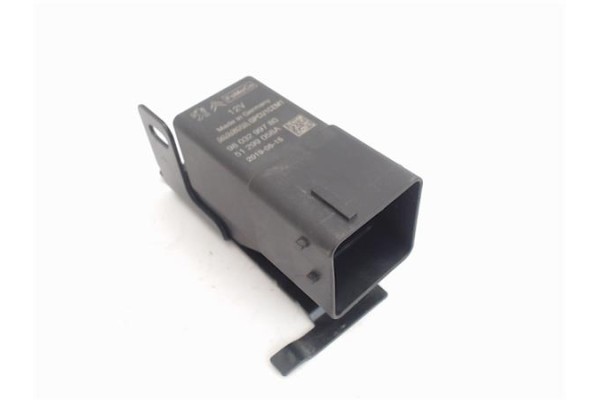 Recambio de caja precalentamiento para citroen jumpy furgón 2.0 club m referencia OEM IAM   