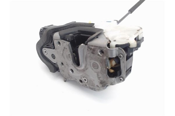 Recambio de cierre electromagnetico delantero izquierdo para opel astra j berlina 5p 1.6 excellence referencia OEM IAM 13579522H