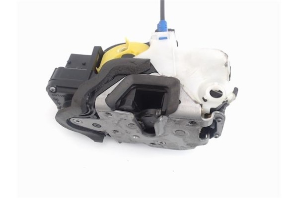 Recambio de cierre electromagnetico delantero izquierdo para opel astra j berlina 5p 1.6 excellence referencia OEM IAM 13579522H