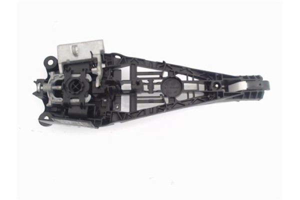 Recambio de maneta exterior trasero izquierda para opel astra j berlina 5p 1.6 excellence referencia OEM IAM 138616 19183089 922