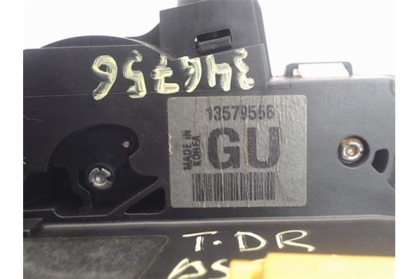 Recambio de cierre electromagnetico trasero derecho para opel astra j berlina 5p 1.6 excellence referencia OEM IAM 13579556  