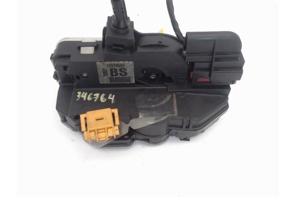 Recambio de cierre electromagnetico trasero izquierdo para opel astra j berlina 5p 1.6 excellence referencia OEM IAM 13579557 21