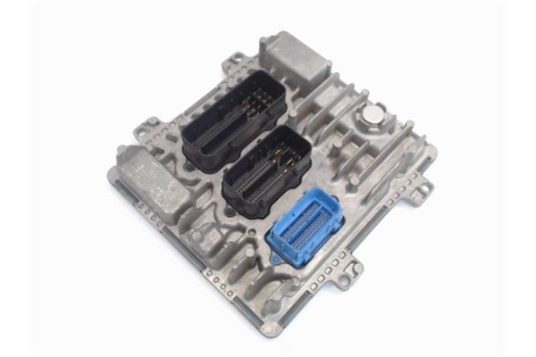 Recambio de centralita para opel astra j berlina 5p 1.6 excellence referencia OEM IAM 395357783  