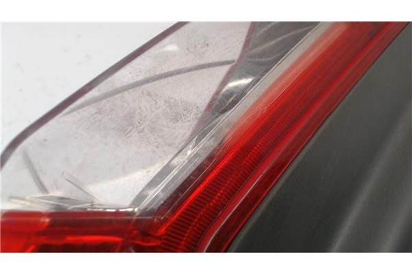Recambio de piloto trasero izquierdo para fiat ii punto (188) berlina referencia OEM IAM 46817804  