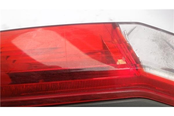 Recambio de piloto trasero izquierdo para fiat ii punto (188) berlina referencia OEM IAM 46817804  