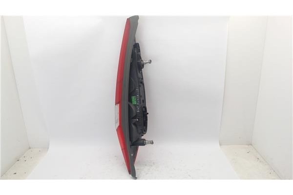 Recambio de piloto trasero izquierdo para fiat ii punto (188) berlina referencia OEM IAM 46817804  