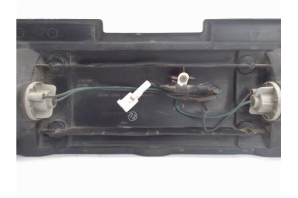 Recambio de piloto trasero central para suzuki swift berlina (sf/ea) referencia OEM IAM 23632285  