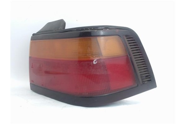Recambio de piloto trasero derecho para honda concerto (hw) referencia OEM IAM 0438352R  