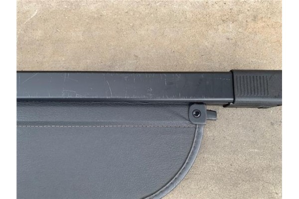 Recambio de bandeja trasero para honda jazz (gd1/5) referencia OEM IAM 84400SAAG01ZA  