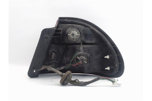 Recambio de piloto trasero izquierdo para mazda 323 c/f/s berlina (ba) referencia OEM IAM BC5A51160B 22061700 