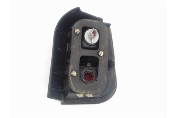 Recambio de piloto trasero izquierdo para mitsubishi santamo (hyundai) referencia OEM IAM 92402M2200  