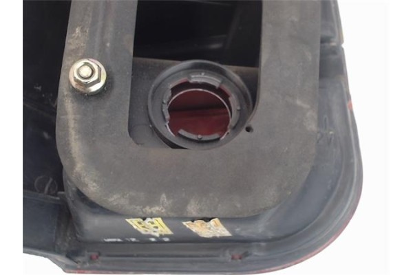 Recambio de piloto trasero izquierdo para mitsubishi santamo (hyundai) referencia OEM IAM 92402M2200  