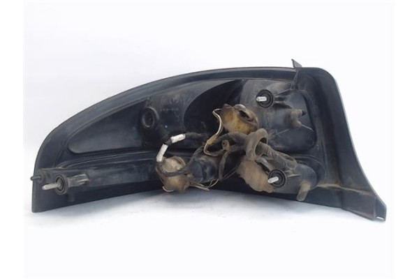 Recambio de piloto trasero derecho para chrysler stratus ja berlina referencia OEM IAM 4630346  