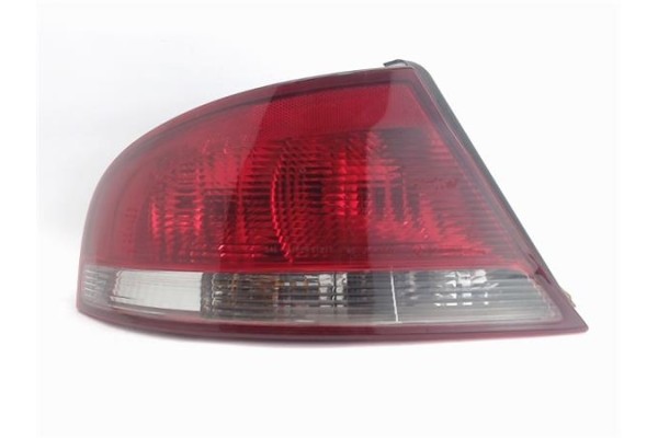Recambio de piloto trasero izquierdo para chrysler sebring berlina referencia OEM IAM 4805353A  